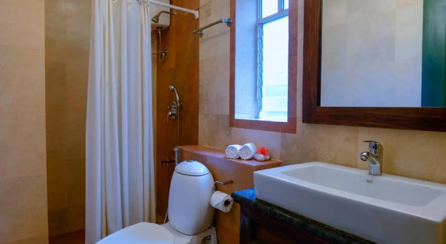 Студия с балконом TreeHouse Blue, Hotel & Serviced Apartments