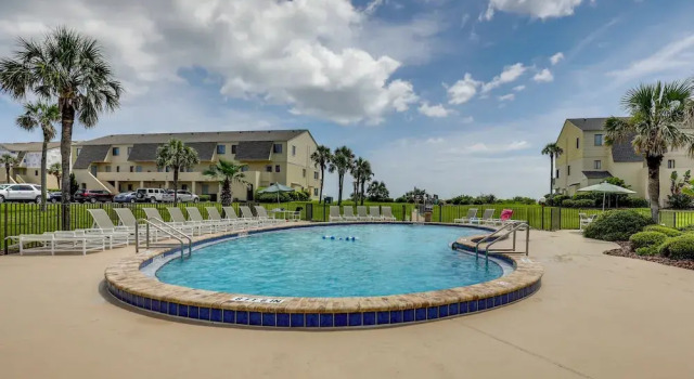 St Augustine Resort Condo - Walk to Crescent Beach, Book Ferieresort Crescent Beach Saint Augustine Area