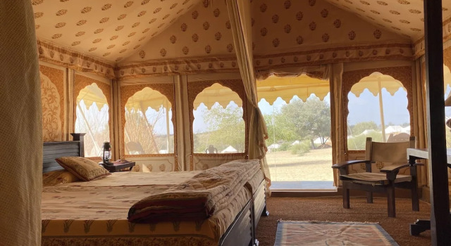 Tente Manvār Sevan, The Desert Camp