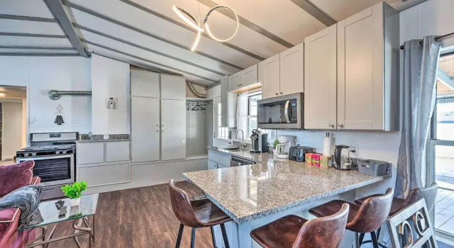 Коттедж Multi-unit Denver Vacation Rental Home!