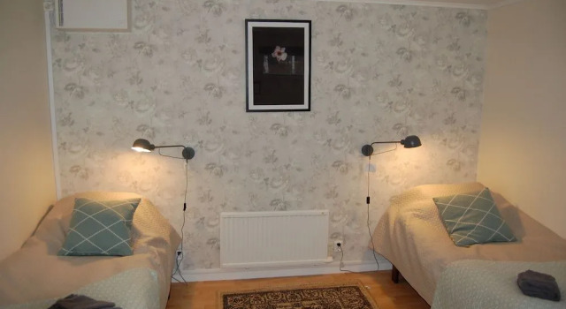 Linderås café och  Bed & Breakfast, Rezerwuj Hotel Tranas Jonkoping