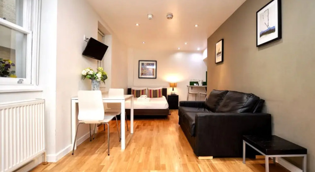 Студия Deluxe Цокольный этаж Concept Serviced Apartments by Concept Apartments