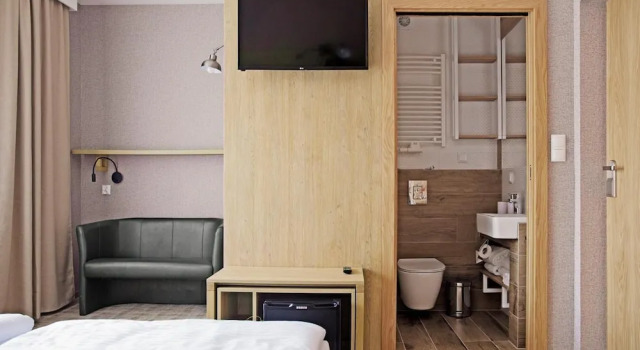 Dom Wczasowy Beskidy, Book Hotel Hoteller i Silesia med parkering, Parkering