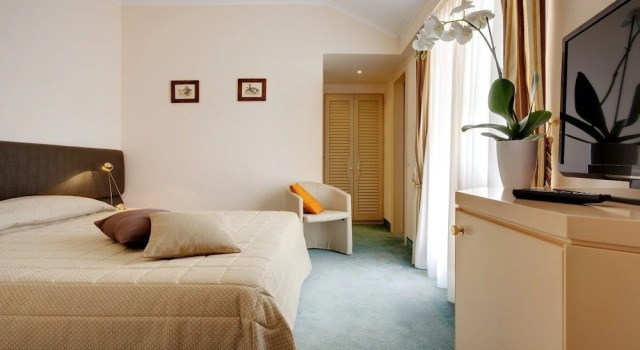 Двухместный номер Comfort с балконом Grand Hotel Presolana