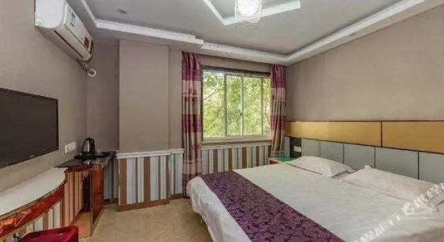 Huangguan 168 Express Hotel Shanghai Waigaoqiao, Varaa Hotelli Gaoqiao Shanghai