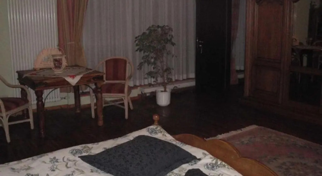 Schlosshotel Bredenfelde, Забронировать Отель Отели Мекленбургское поозёрье с парковкой, Парковка