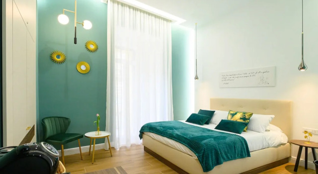 Annapoli Rooms, Забронировать Отель Отели Неаполя с парковкой, рядом с Кафедральный собор Неаполя, Парковка