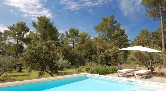 House With one Bedroom in Saint-marc-jaumegarde, With Pool Access, Enc, Забронировать Отель Сен-Марк-Жомгард Буш-дю-Рон