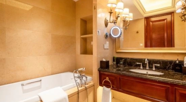 Business suite cu vedere la lac Jinke Hotel