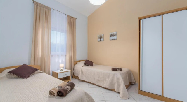Pet Friendly Home In Porec, Забронировать Отель Пореч Poreč Riviera, 3* 4*