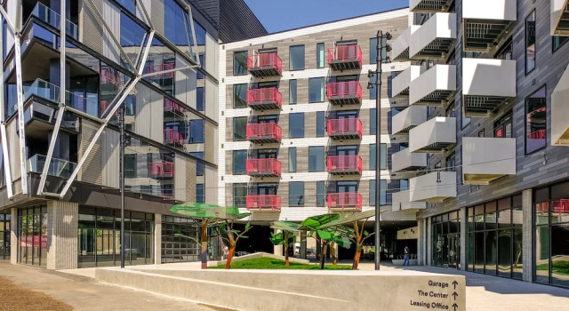 West Side Apartments, Забронировать Апартаменты/квартира Колумбус штат Огайо, рядом с Парк Scioto Audubon