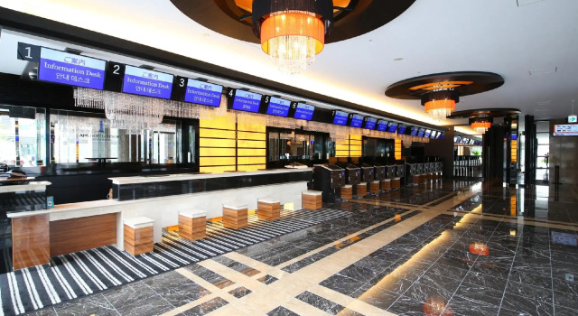 Отель APA Hotel & Resort Tokyo Bay Makuhari