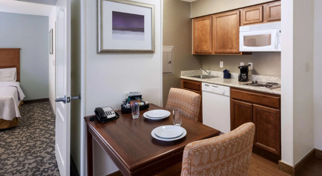 Двухместный люкс c 1 комнатой Homewood Suites by Hilton Houston Stafford Sugar Land