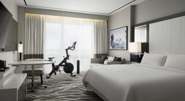 Двухместный номер Peloton Hilton Miami Aventura