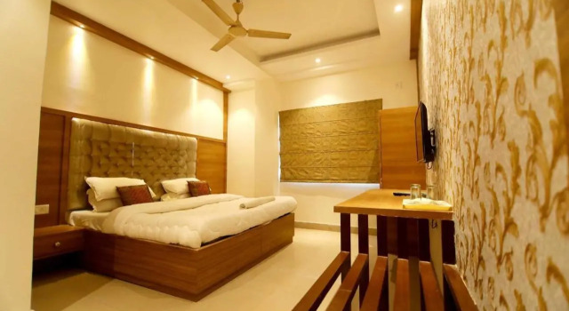 Capital O 30381 Hotel Sarin Inn Heritage
