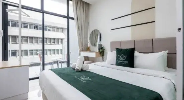 Люкс Deluxe с 2 комнатами The Shore Premier Suites Kota Kinabalu