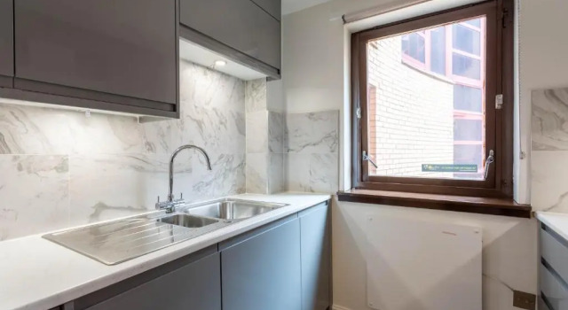 Апартаменты Stunning 1 Bed Merchant City Apartment with Parking