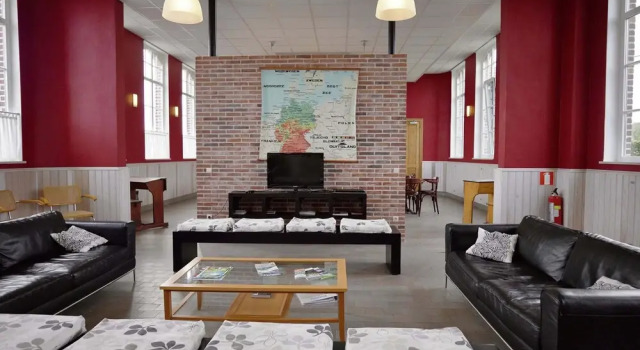 Коттедж Oud Schooltje De Linde for Twenty Person