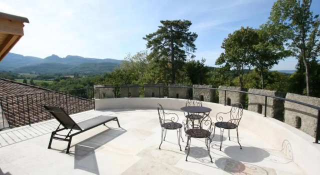 Люкс Prestige Château Les Oliviers de Salettes