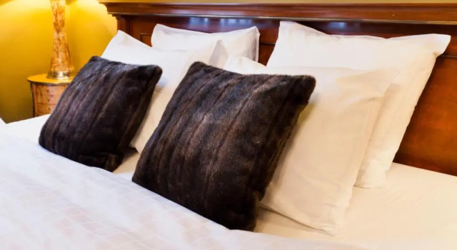 Полулюкс Hotel Diamonds and Pearls