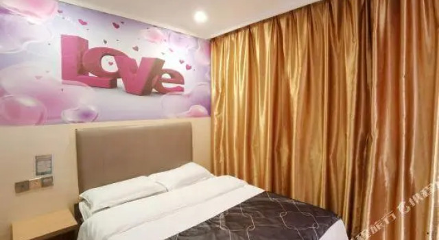 Junrong Hostel