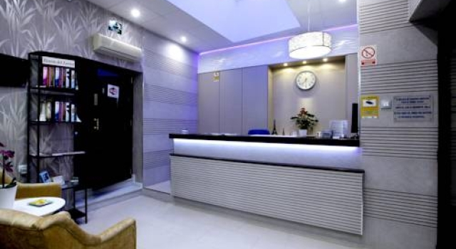 Hostal Paris