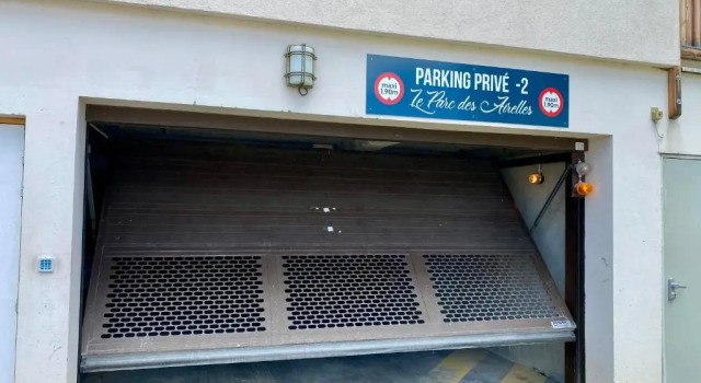 Appartement 2 chambres vue pistes, parking privatif, Забронировать Апартаменты/квартира Отели Лез-Ор с парковкой, рядом с Горнолыжный подъемник Риу Сек, Парковка