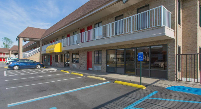 Studios and Suites 4 Less Battlefield Blvd