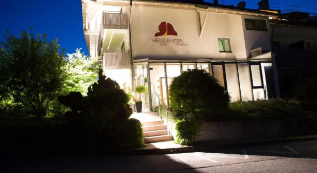 Hotel Heiligenstein, Забронировать Отель Баден-Баден Landkreis Karlsruhe