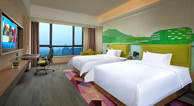 Hampton Hangzhou Xiaoshan People's Square, Buchen Sie Hotel Hotels in Xiaoshan mit Parkplatz, Parkplätze