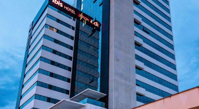 Ibis Palmas Avenida JK