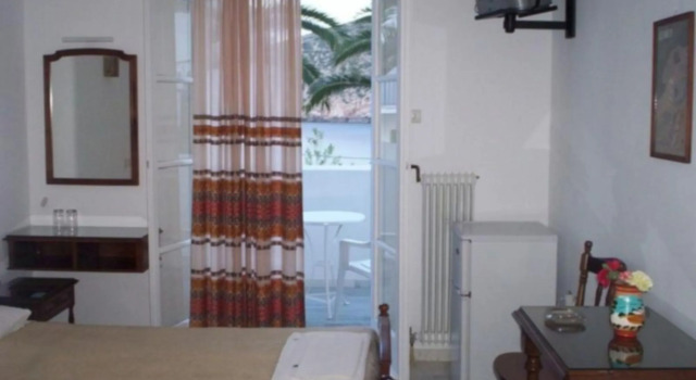 Adonis Hotel Naxos