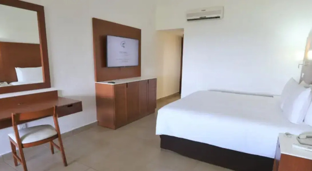 Полулюкс Cozumel Hotel & Resort