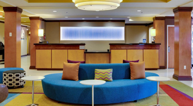 Fairfield Inn and Suites by Marriott Titusville Kennedy Space Center, Buchen Sie Hotel SPA-Hotels in Space Coast, SPA