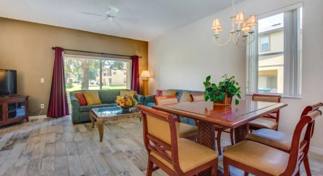 2735calab 4 Bedroom Townhouse, Book Feriehus Hoteller i Four Corners med pool, Swimmingpool