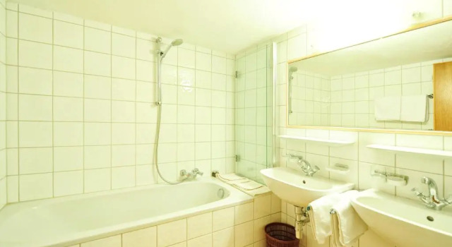 Люкс с 2 комнатами Hotel Margarete Maultasch