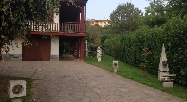 B&B Las Vegas, Book Bed and Breakfast Usmate Velate Lombardy