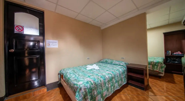 Hotel Villas del mirador, Забронировать Отель Сан-Рафаэль Соче Гватемала
