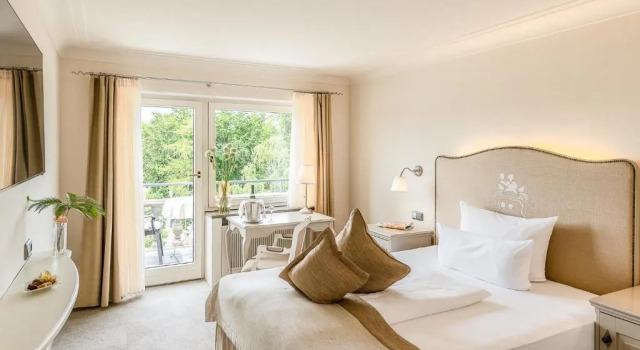 Номер Standard Schlosshotel Steinburg
