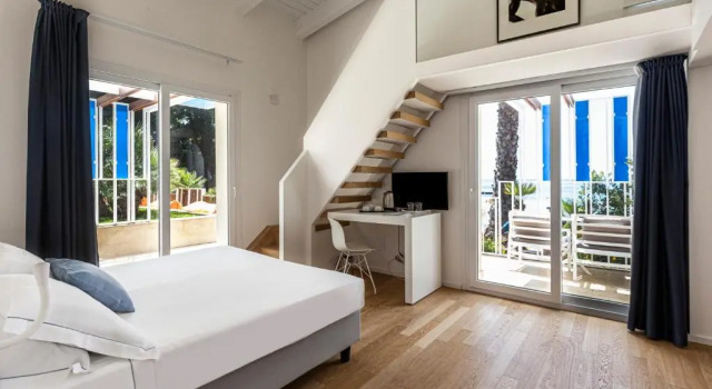 Двухместный номер Standard с балконом и с видом на море Calapetra Resort