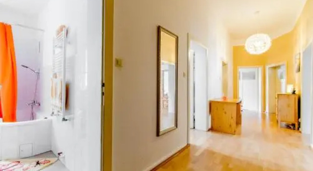 6222 Private Room 2 Persons, Забронировать Отель Ганновер Нижняя Саксония, рядом с Театр "Коммедиа Футура" на заводе "Айсфабрик"