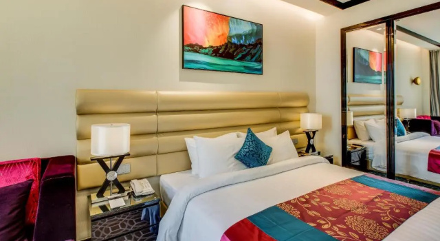 Номер Superior с видом на город NagaWorld Hotel & Entertainment Complex