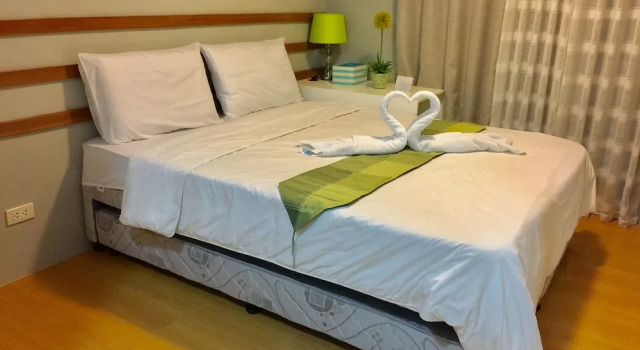 Студия с балконом и с красивым видом из окна Sta. Maria Homes at One Oasis Cebu Condo