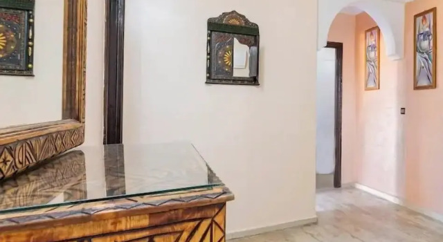Marrakech Apartments - Marrakech Centre, Забронировать Апартаменты/квартира Отели Марракеш-Тенсифт-Эль-Хауз с бассейном, Бассейн
