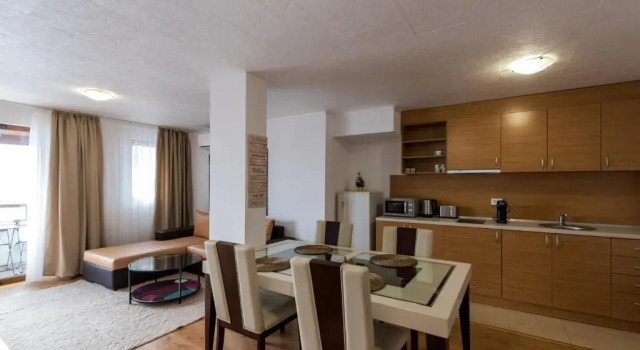 Modern & Cozy 2BD Apartment with Mountain View, Prenota Appartamento Hotel a Blagoevgrad con parcheggio, Parcheggio
