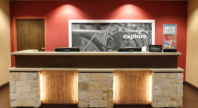 Hampton Inn Austin/Oak Hill