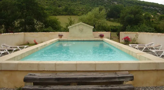 La Fontaine, Prenota Hotel Simiane-la-Rotonde Strada della Lavanda