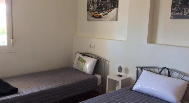 MODERN 2 BEDROOM APARTMENT in PLAYA FLAMENCA, Varaa Huoneisto Playa Flamenca Valencian maakunta