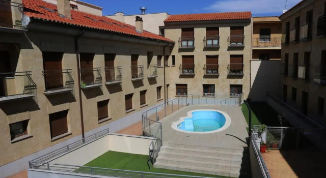 Apartamento turisticos Puente Romano P3 1-A, Забронировать Апартаменты/квартира Отели Саламанки с парковкой, рядом с Monumento a Germán Sánchez Ruipérez, Парковка