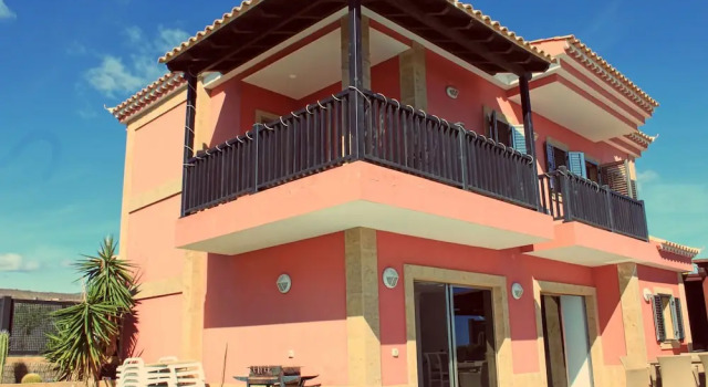 Luxury 5 star Villa Violetta with amazing sea view and heated pool vivienda vacacional, Prenota Villa Cottage a Gran Canaria, Cottage